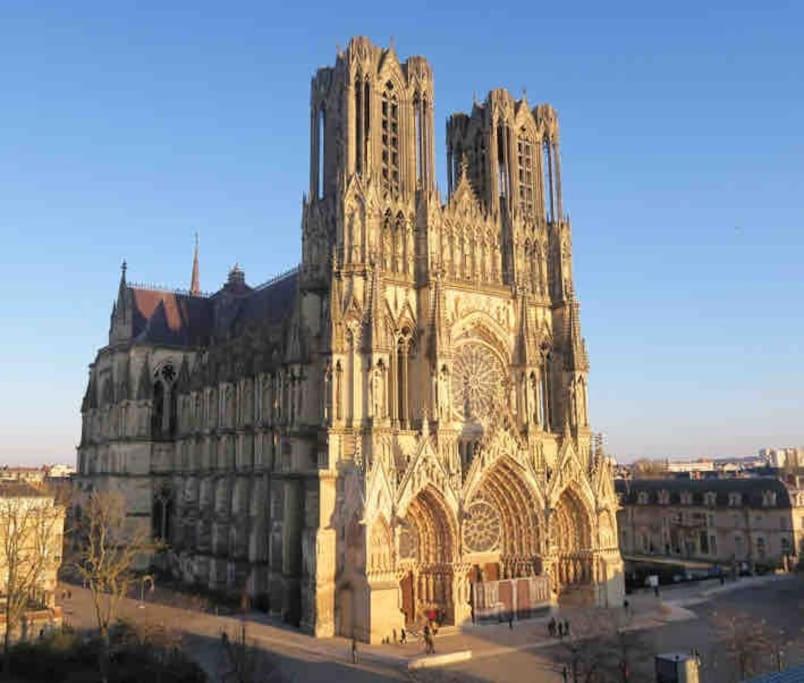 Cathedrale/Cossu/Confortable/Spacieux 兰斯 外观 照片